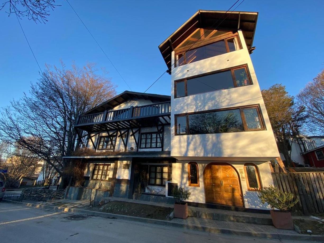 Posada Del Fin Del Mundo Ushuaia Exterior photo